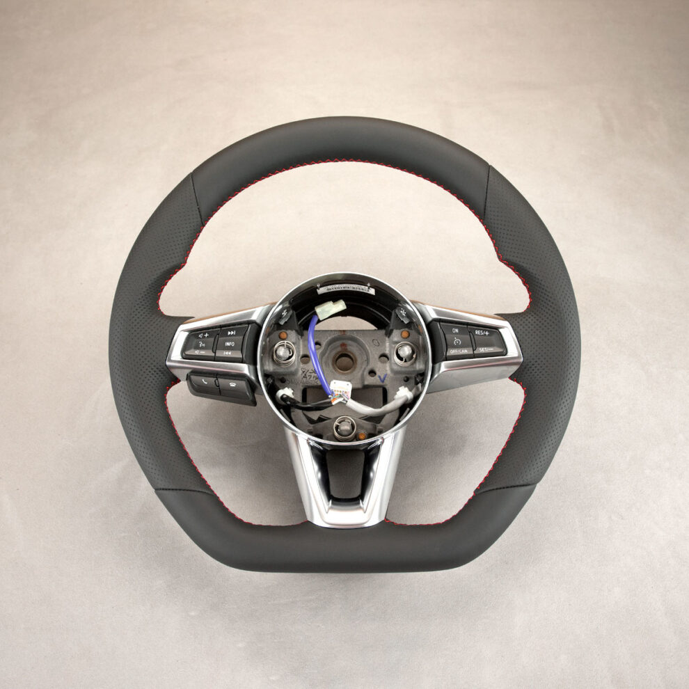 Modyfikacja i obszycie kierownicy Fiat Abarth 124 Spider