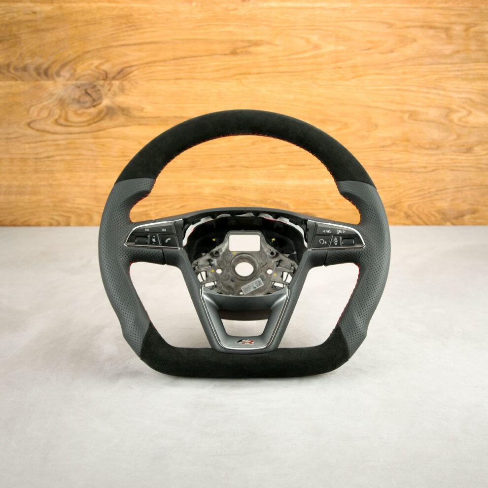 Modyfikacja i obszycie kierownicy Seat Leon FR III