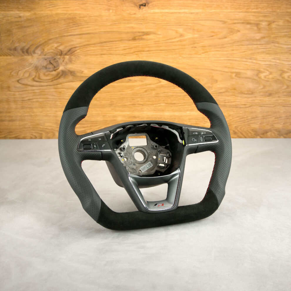 Modyfikacja i obszycie kierownicy Seat Leon FR III