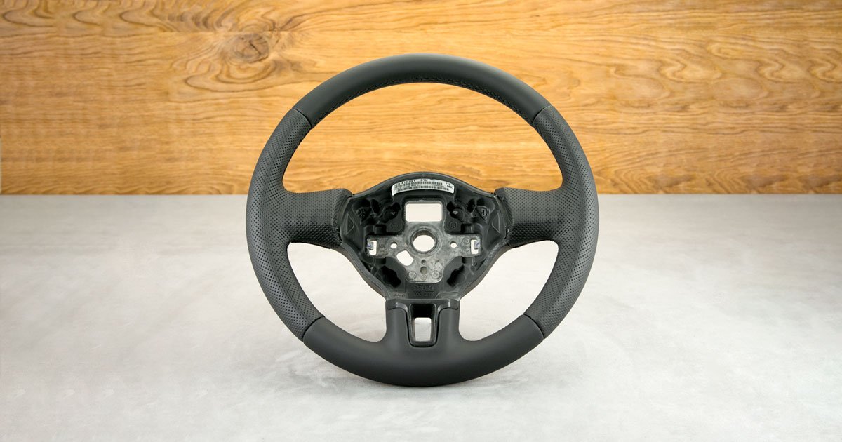 Obszycie kierownicy Volkswagen Golf VI Obszycie kierownicy Volkswagen Golf VI