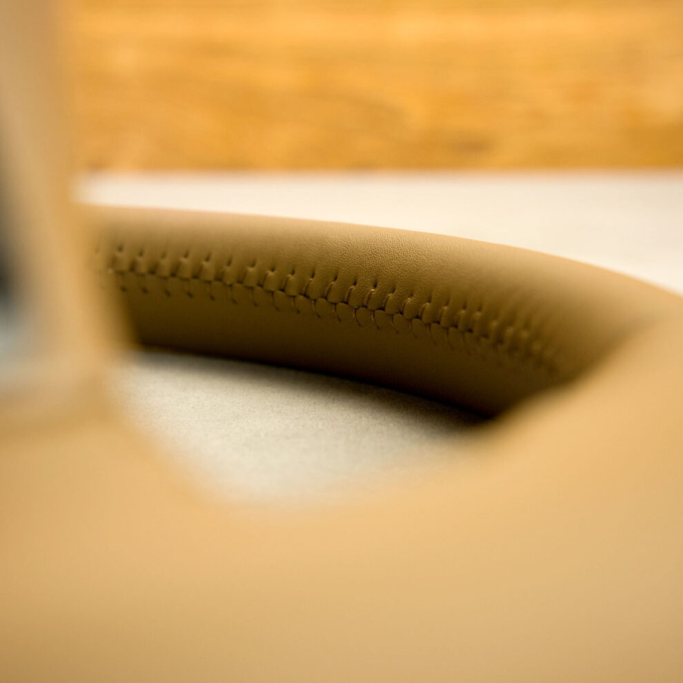 Modyfikacja i obszycie kierownicy Mercedes-Benz