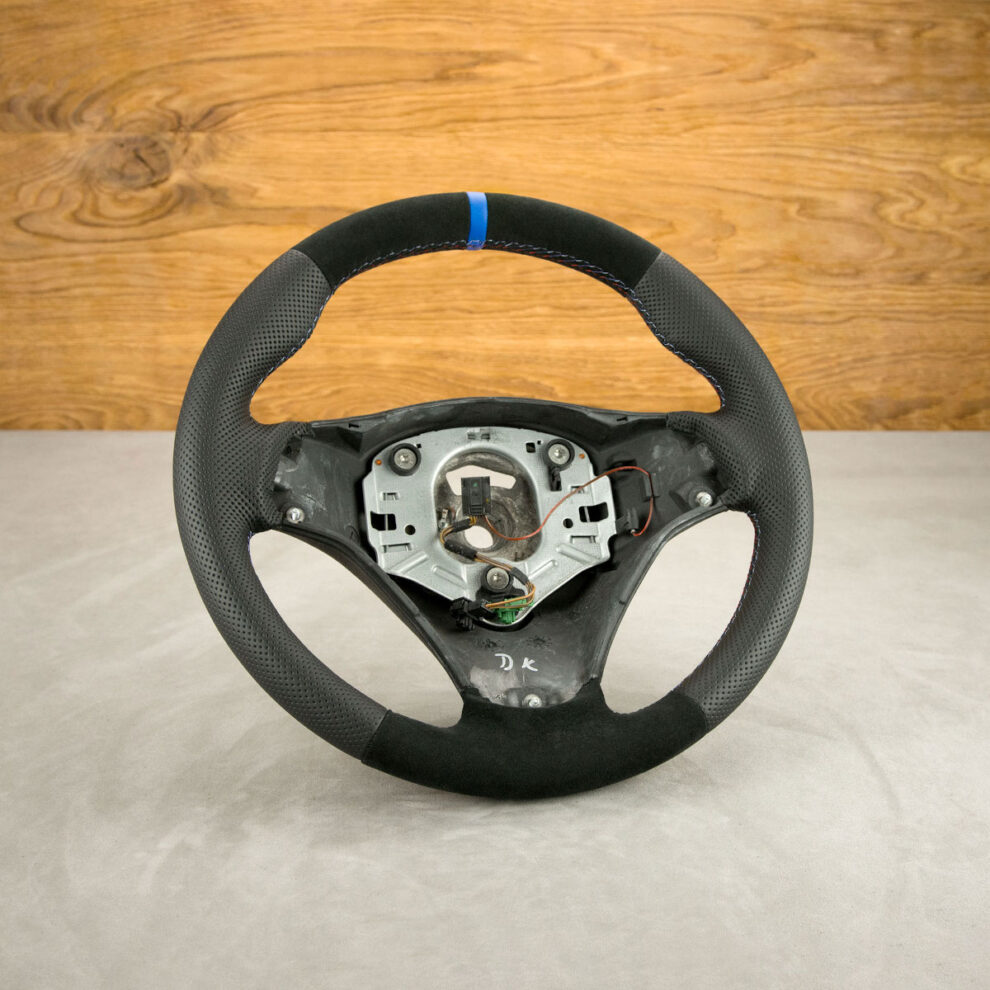 Modyfikacja i obszycie kierownicy BMW E90