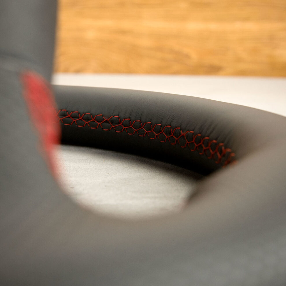 Modyfikacja i obszycie kierownicy Ford Fiesta Mk7