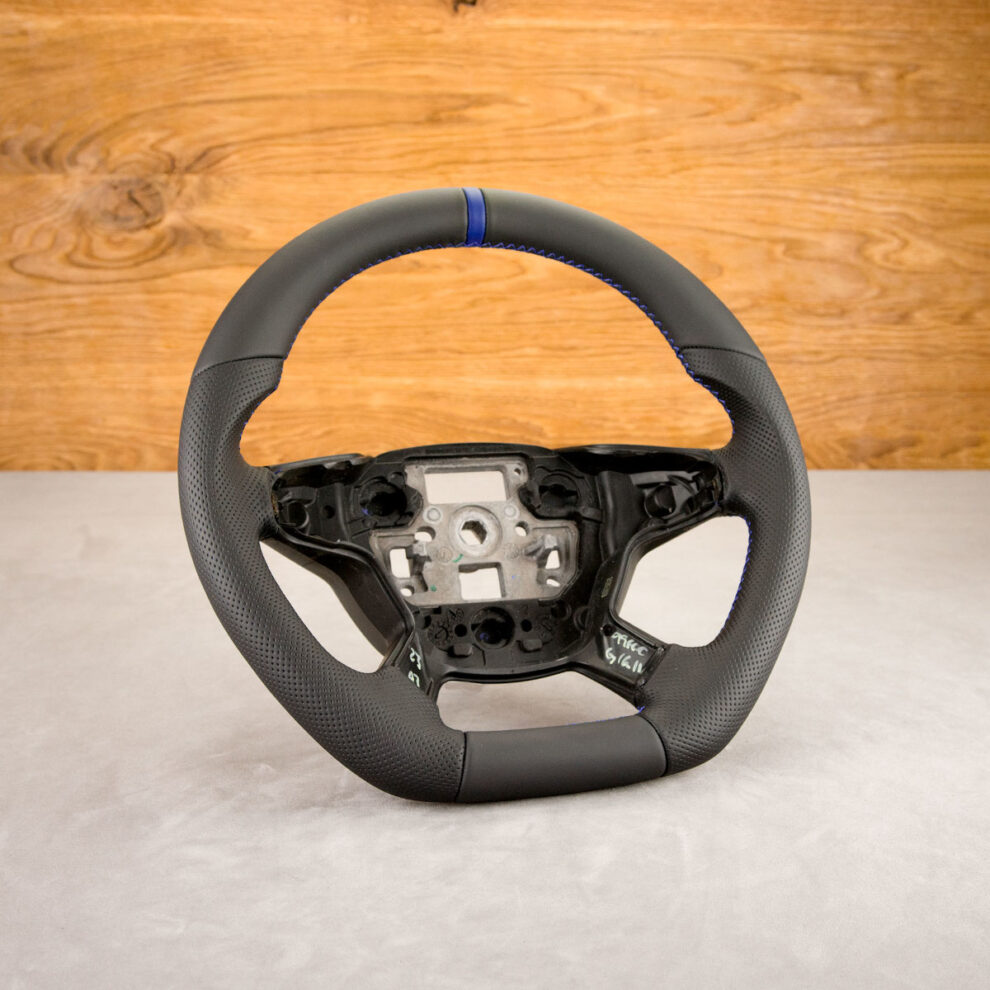 Modyfikacja i obszycie kierownicy Ford Focus Mk3
