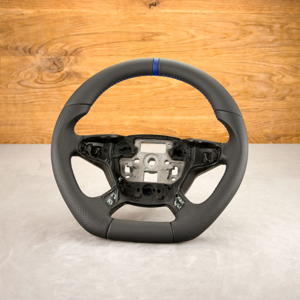 Modyfikacja i obszycie kierownicy Ford Focus Mk3