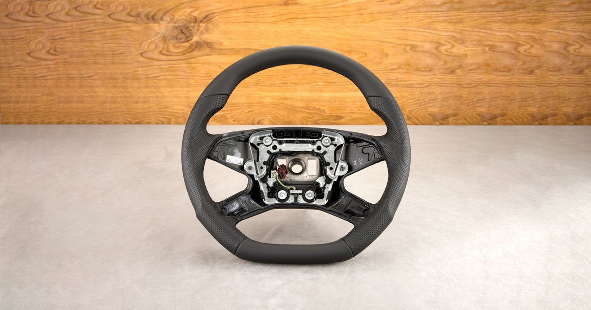 Modyfikacja i obszycie kierownicy Mercedes-Benz