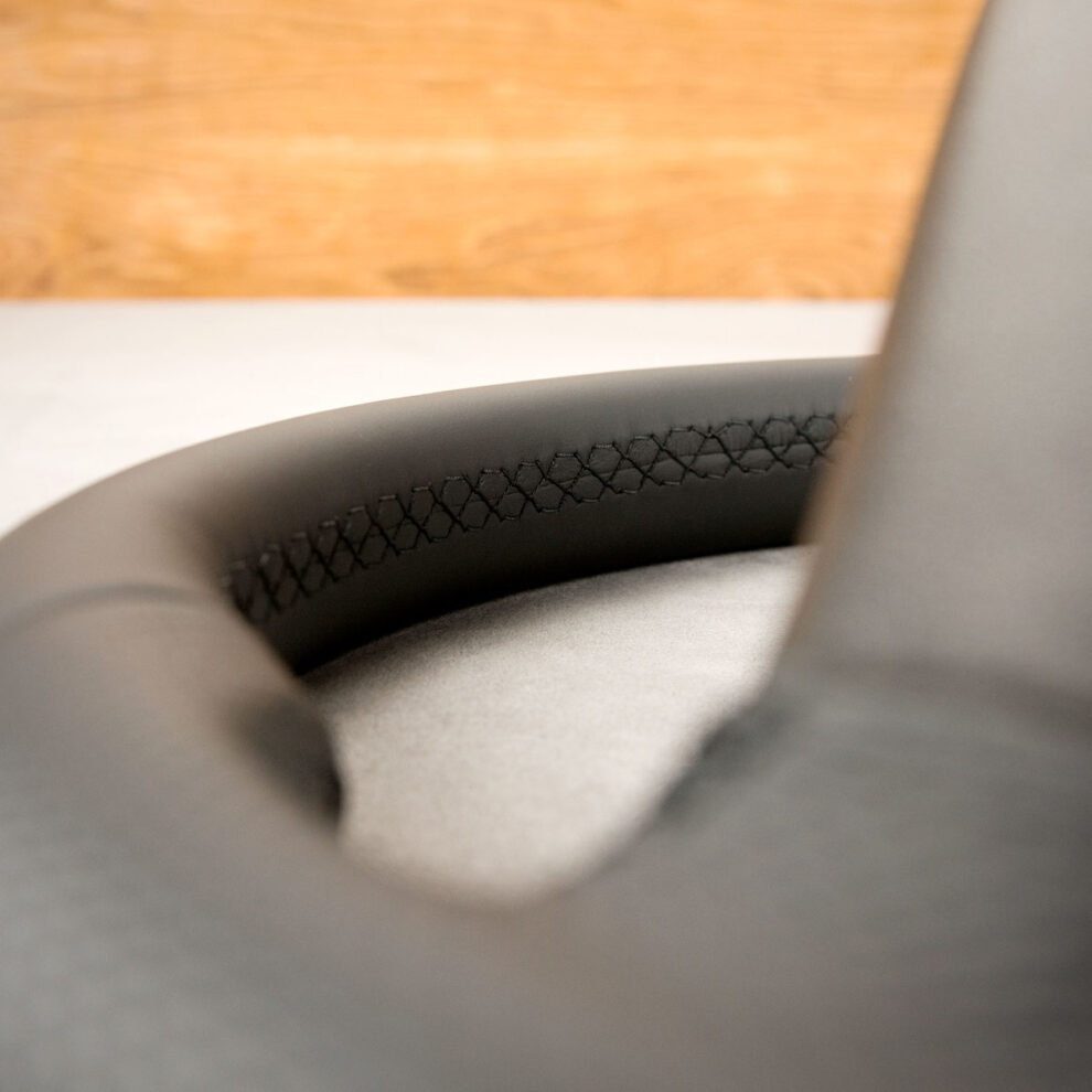 Modyfikacja i obszycie kierownicy Mercedes-Benz