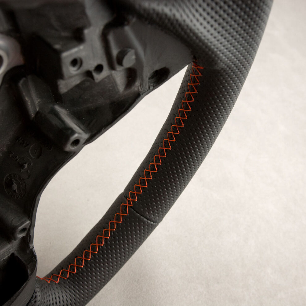 Obszycie kierownicy BMW E60