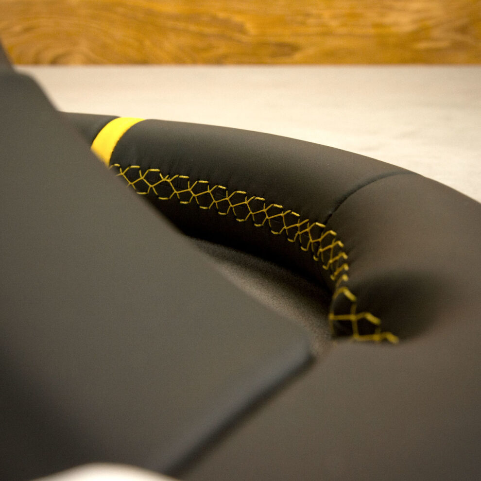 Modyfikacja i obszycie kierownicy Volkswagen Caddy III