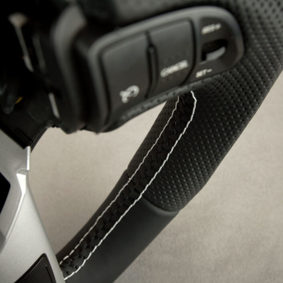 Modyfikacja i obszycie kierownicy KIA Sportage III