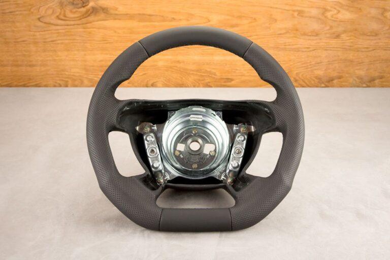 Modyfikacja i obszycie kierownicy Mercedes-Benz CLK