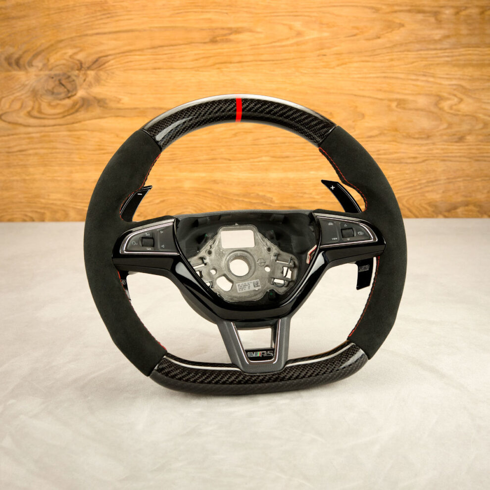 Modyfikacja i obszycie kierownicy Skoda Octavia III RS