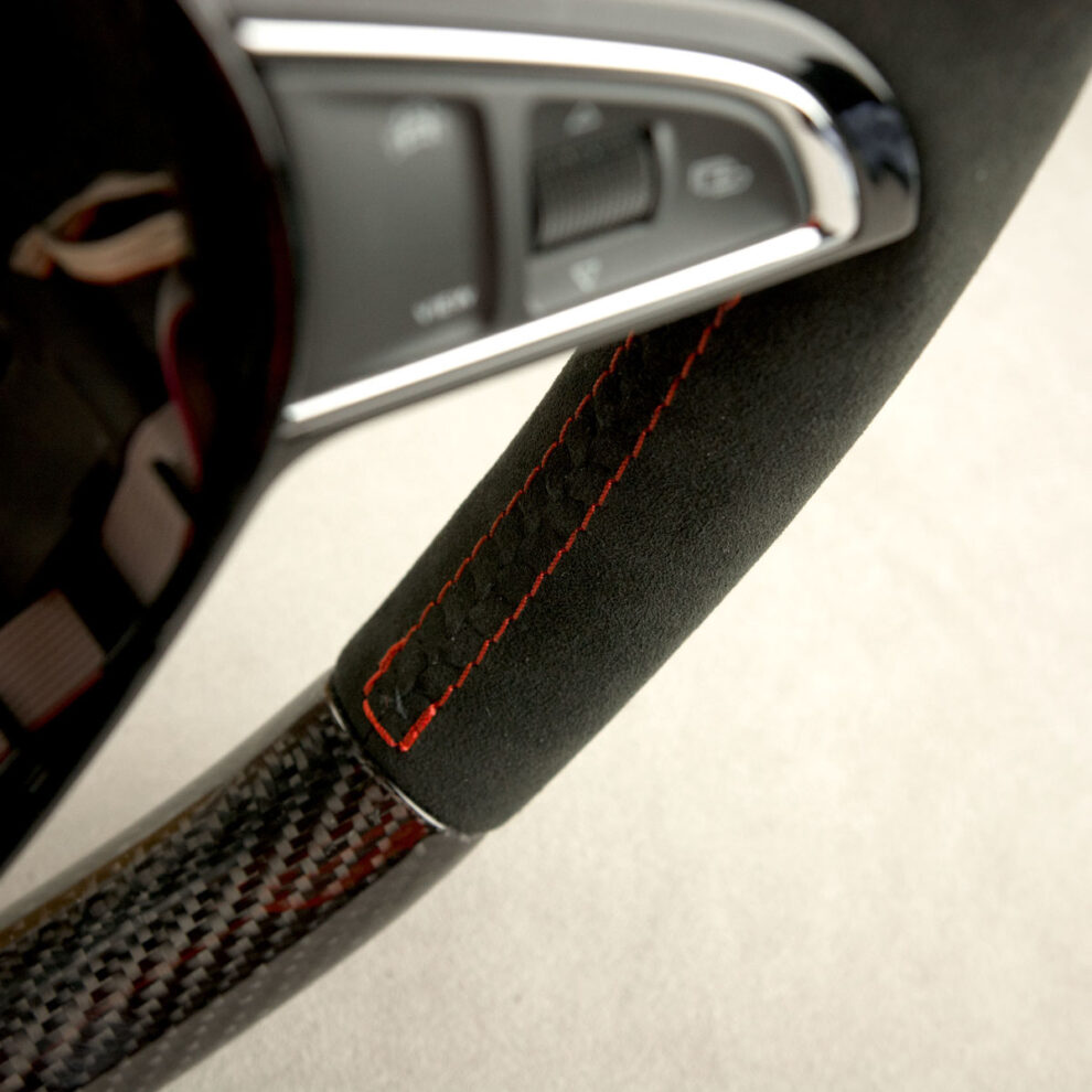 Modyfikacja i obszycie kierownicy Skoda Octavia III RS