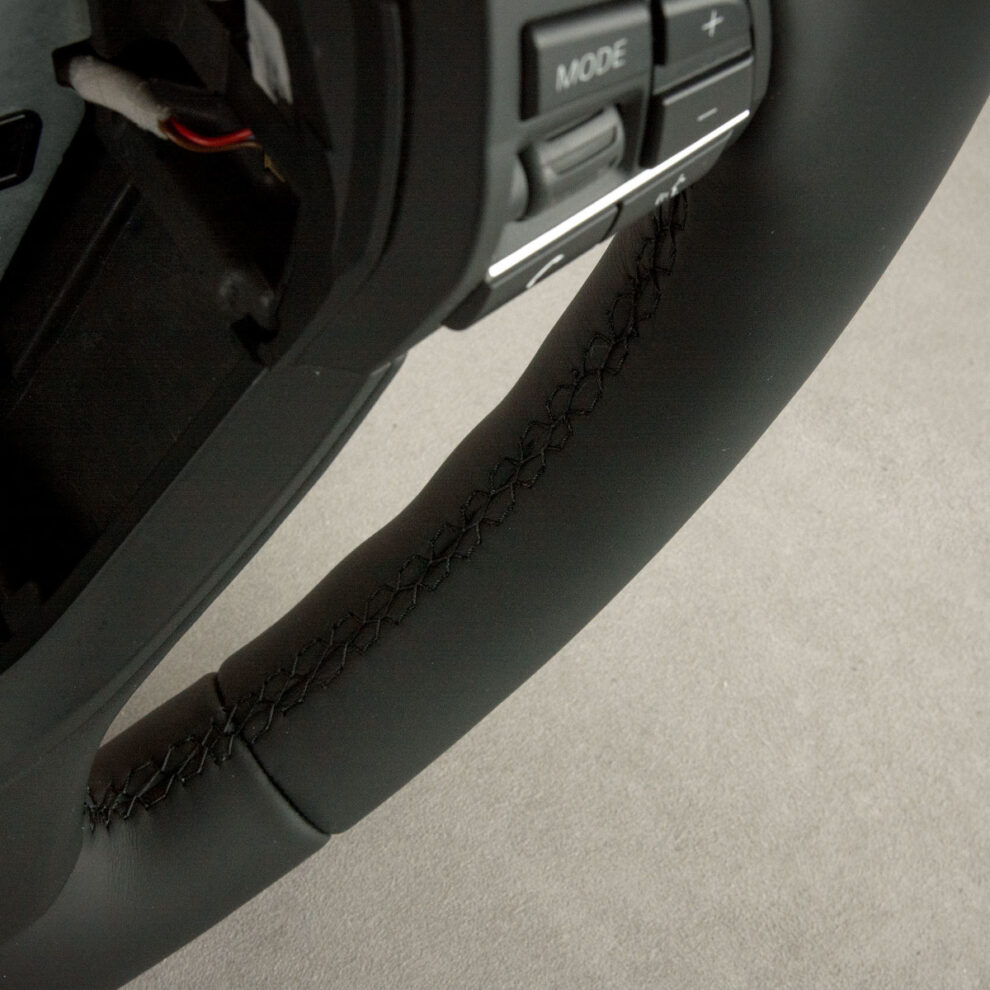 Obszycie kierownicy BMW F10