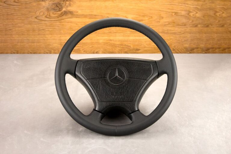 Obszycie kierownicy Mercedes-Benz W124