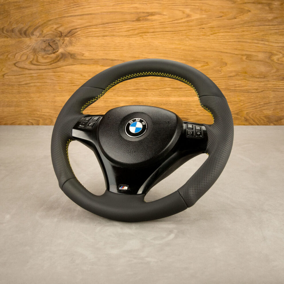Modyfikacja i obszycie kierownicy BMW E90
