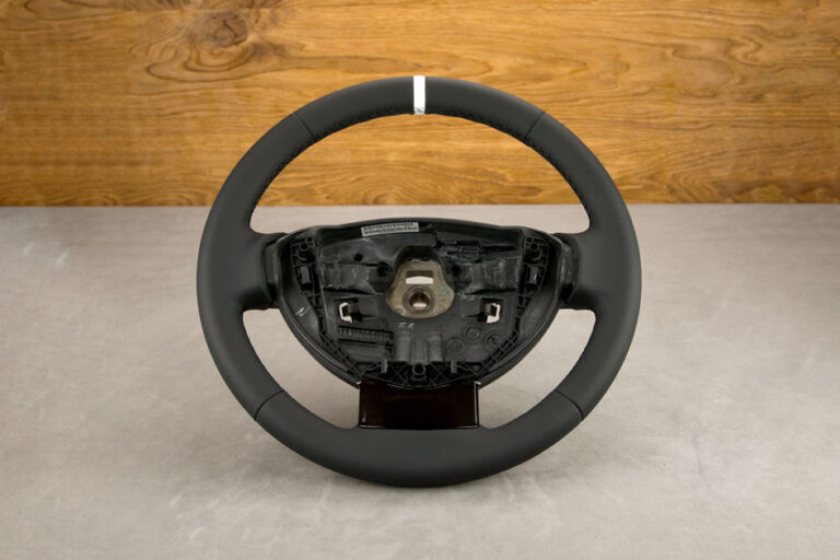 Obszycie kierownicy Dacia Duster