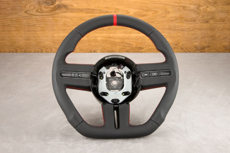 Modyfikacja i obszycie kierownicy Ford Mustang V