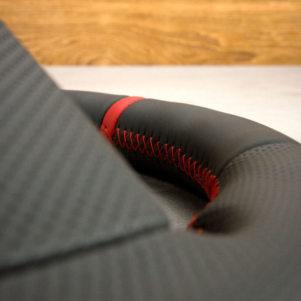 Modyfikacja i obszycie kierownicy Ford Mustang V