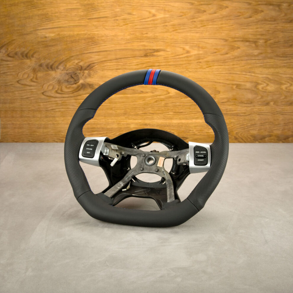 Modyfikacja i obszycie kierownicy Jeep Liberty