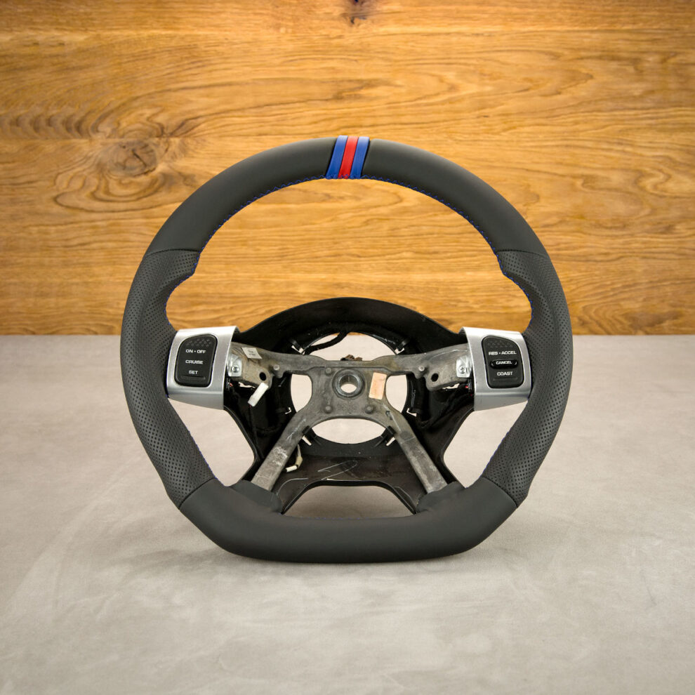 Modyfikacja i obszycie kierownicy Jeep Liberty