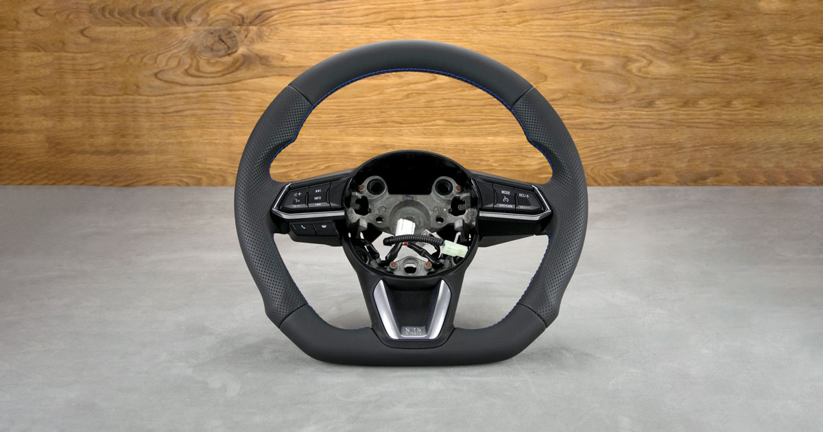 Modyfikacja i obszycie kierownicy Mazda 5