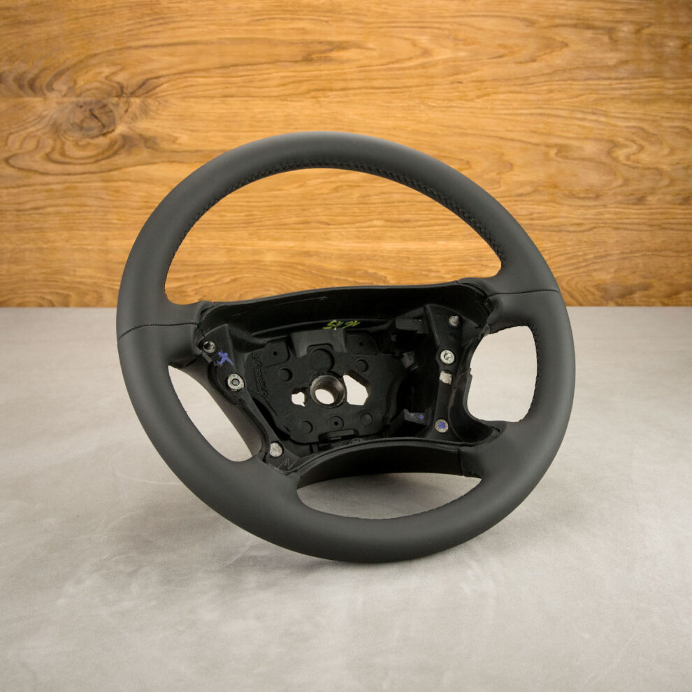 Obszycie kierownicy Mercedes-Benz CLS W219