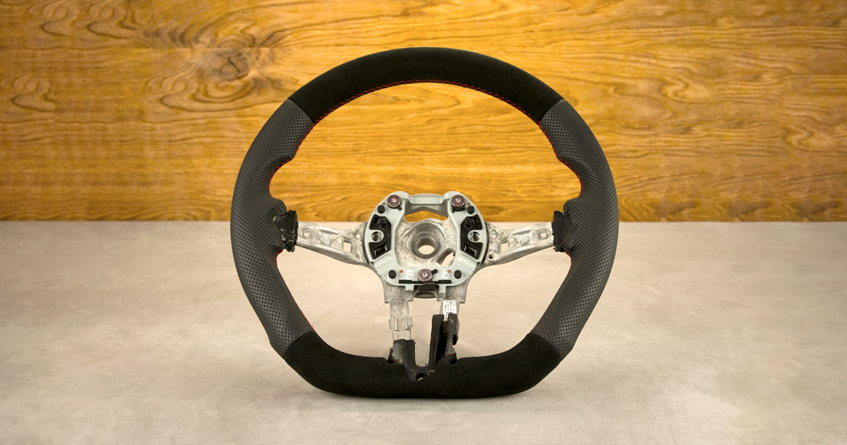 Modyfikacja i obszycie kierownicy BMW F30