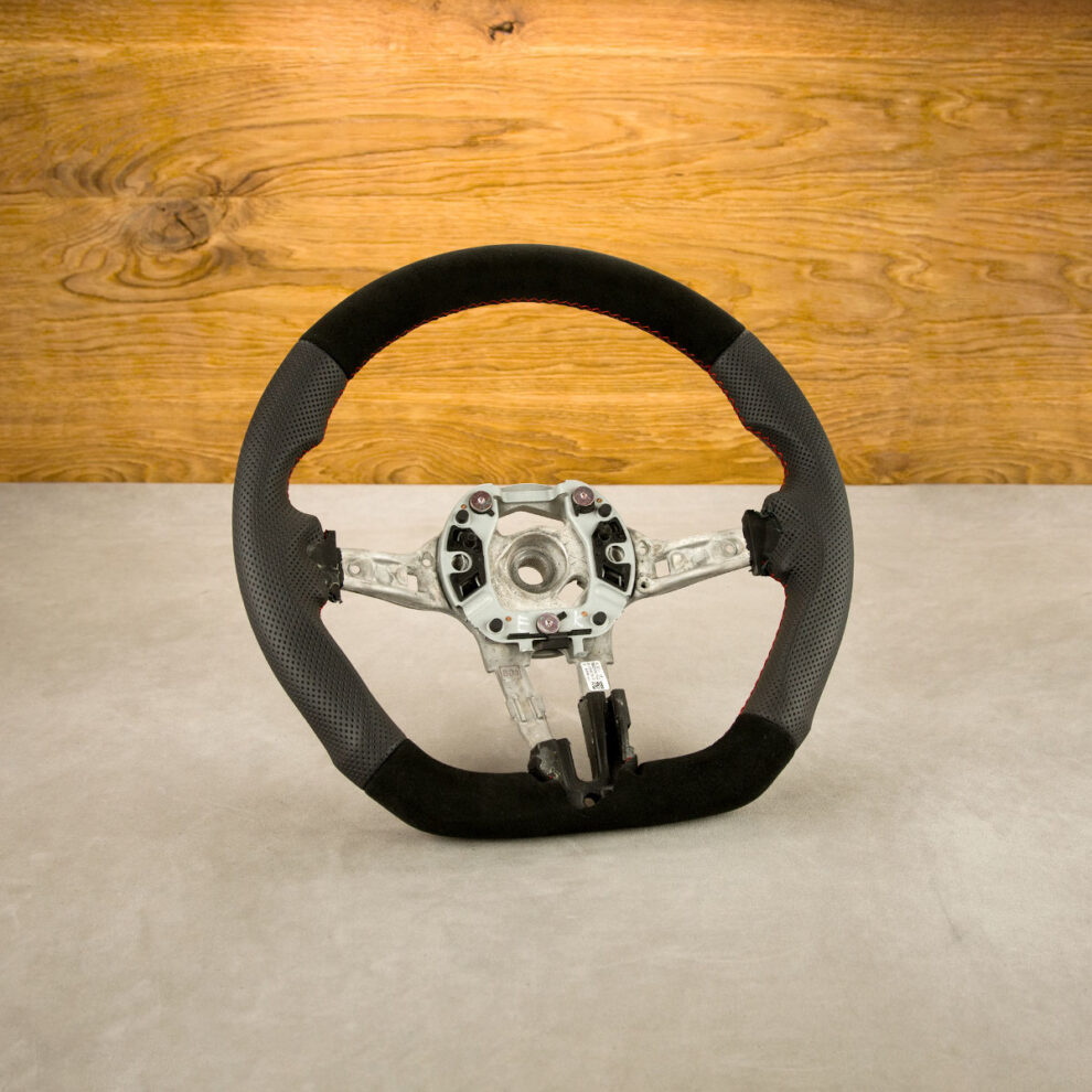 Modyfikacja i obszycie kierownicy BMW F30