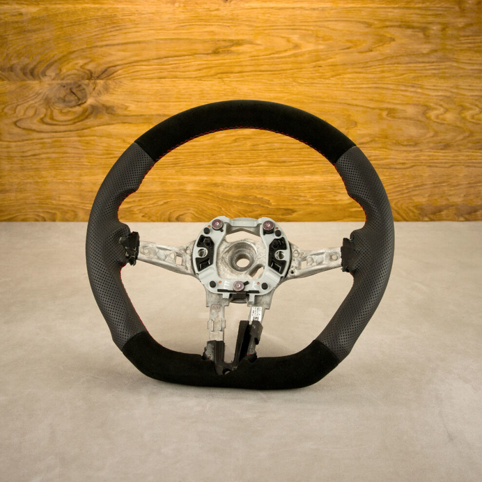 Modyfikacja i obszycie kierownicy BMW F30