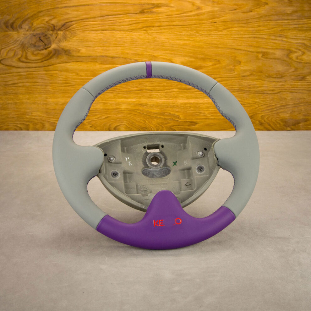 Modyfikacja i obszycie kierownicy Renault Twingo