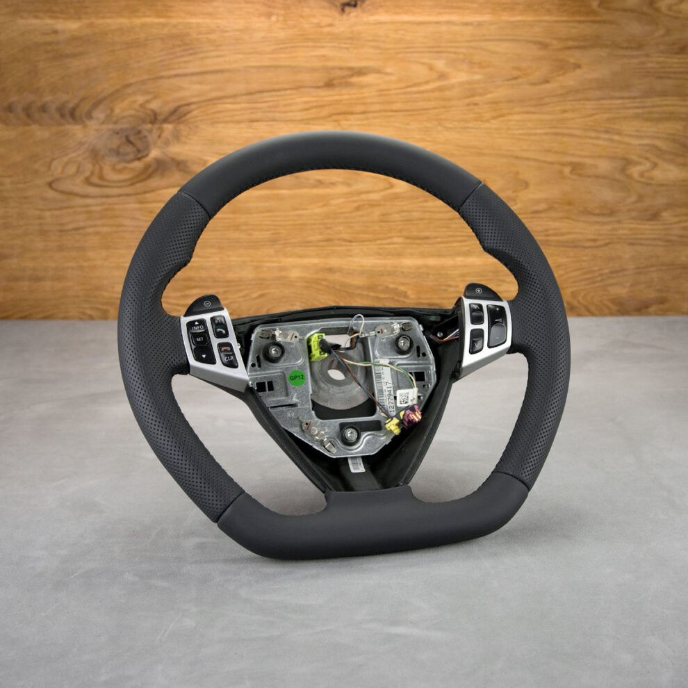 Modyfikacja i obszycie kierownicy Saab 9-3 II