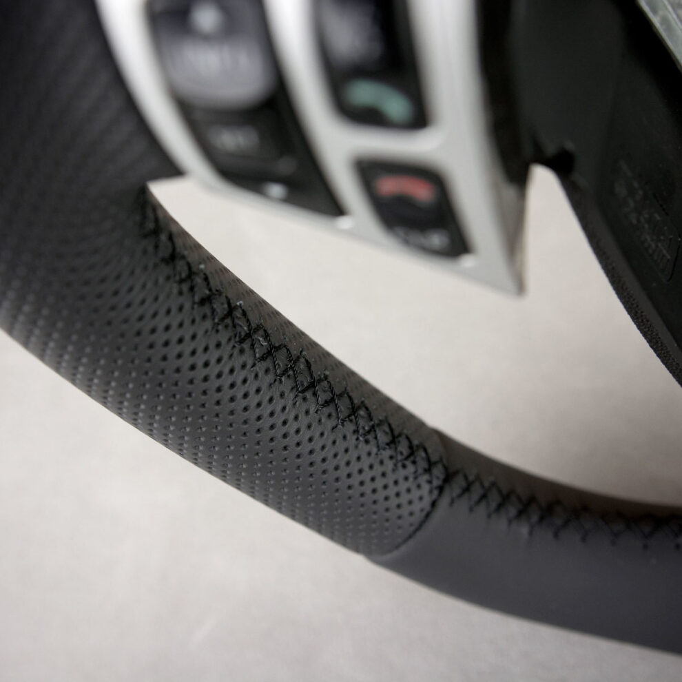 Modyfikacja i obszycie kierownicy Saab 9-3 II