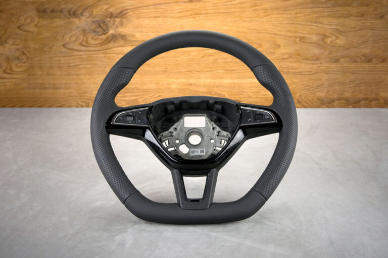 Modyfikacja i obszycie kierownicy Skoda Octavia III