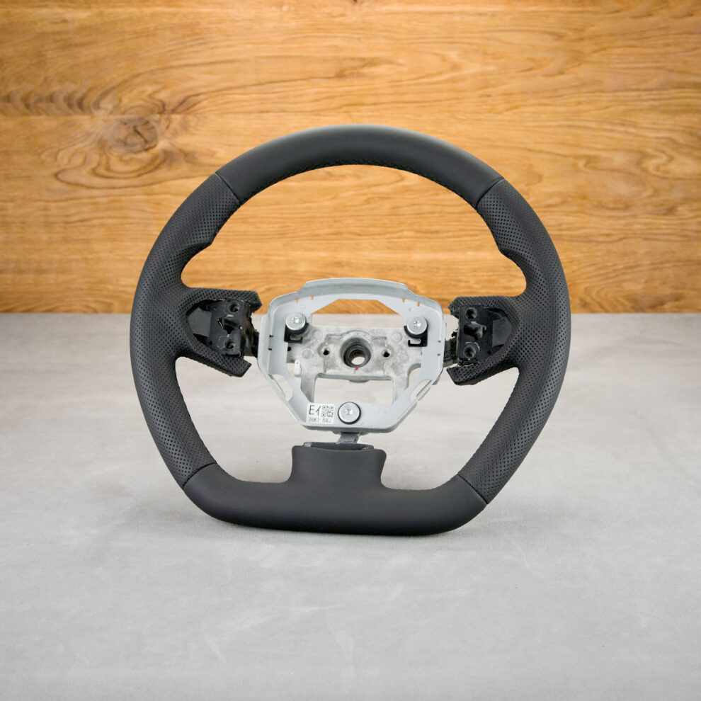 Modyfikacja i obszycie kierownicy Suzuki Grand Vitara II