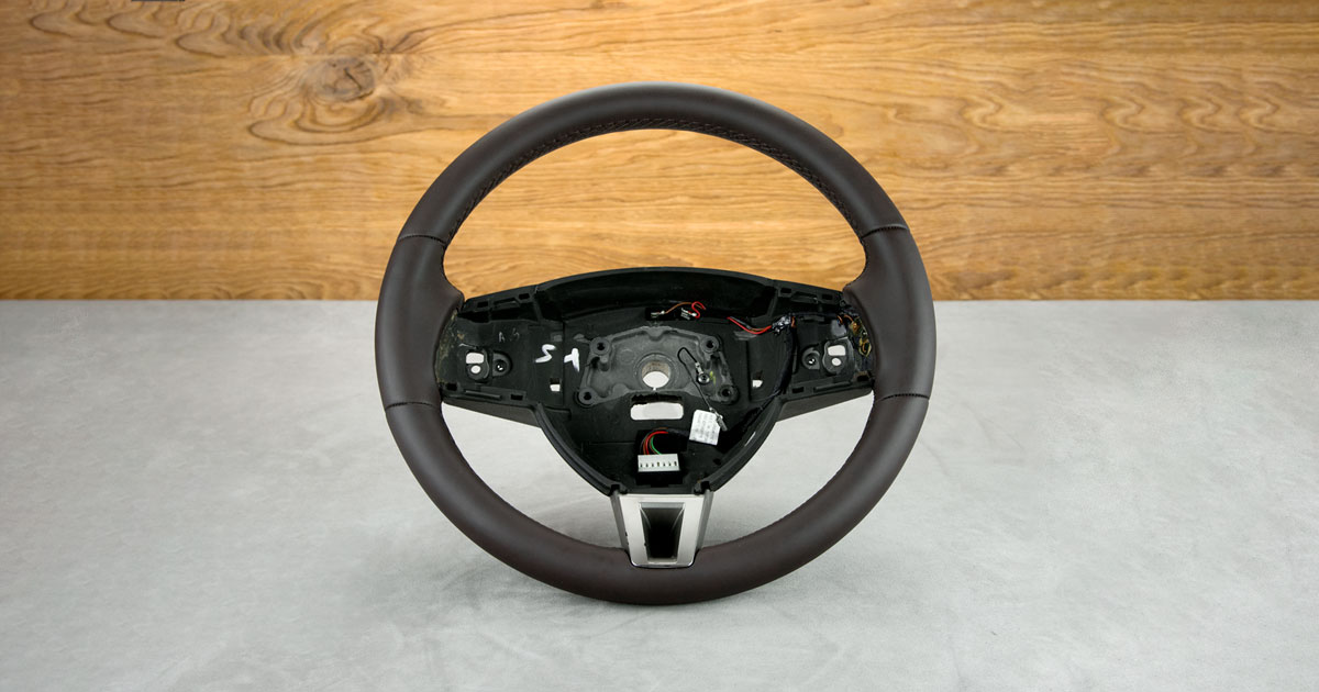Obszycie kierownicy Jaguar XF
