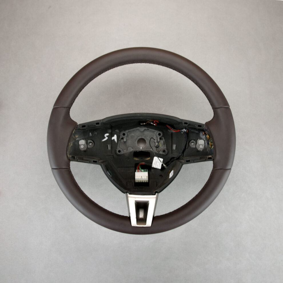 Obszycie kierownicy Jaguar XF