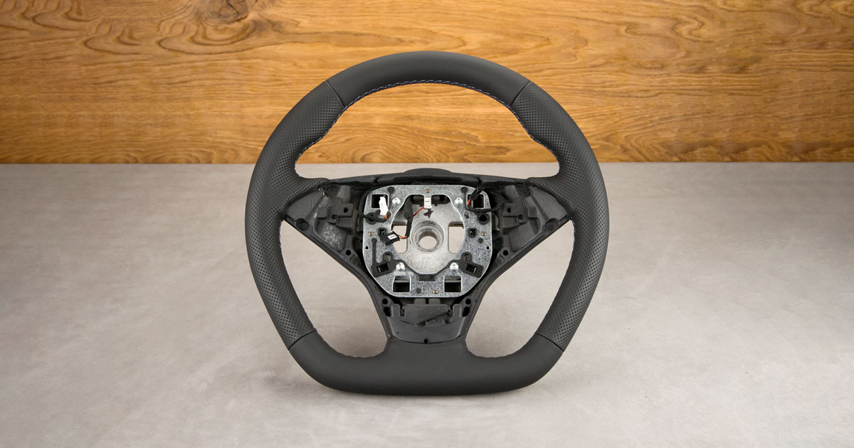 Modyfikacja i obszycie kierownicy BMW E61