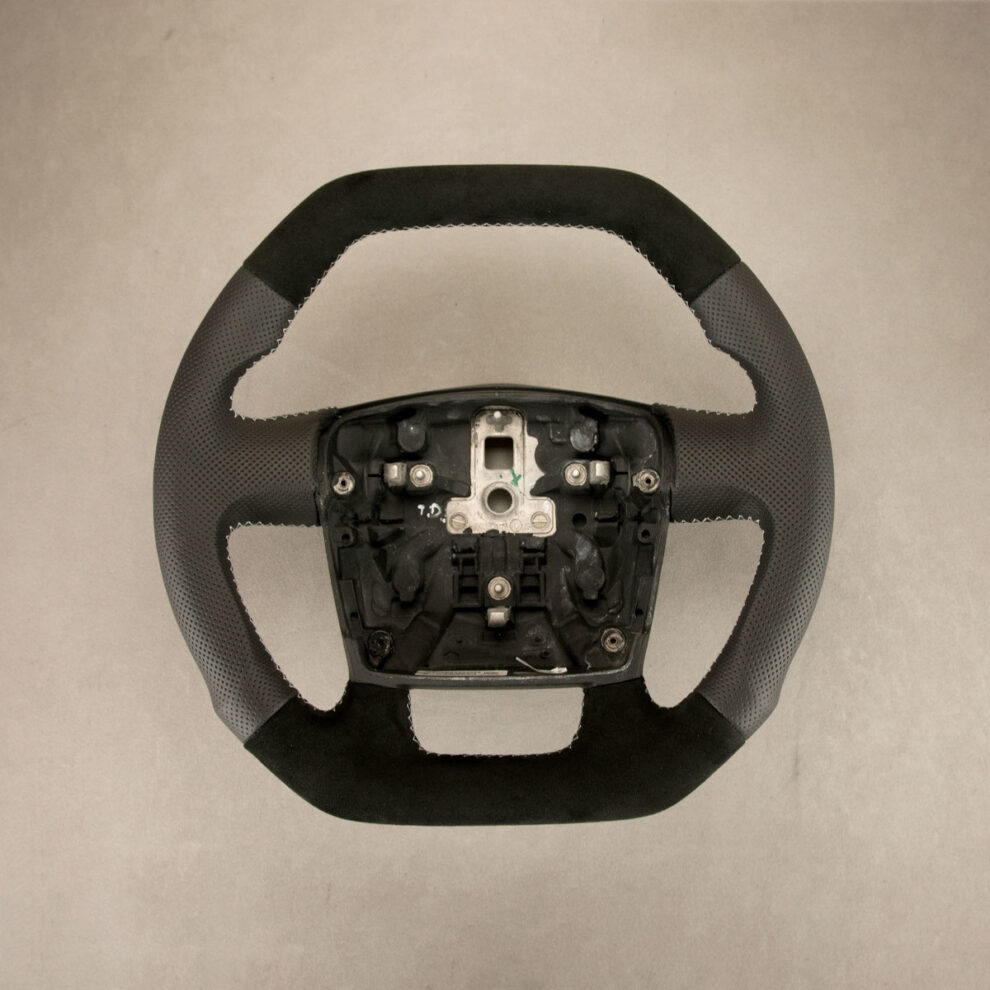 Modyfikacja i obszycie kierownicy Fiat Ducato III