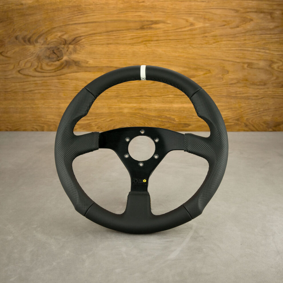 Modyfikacja i obszycie kierownicy Land Rover Defender