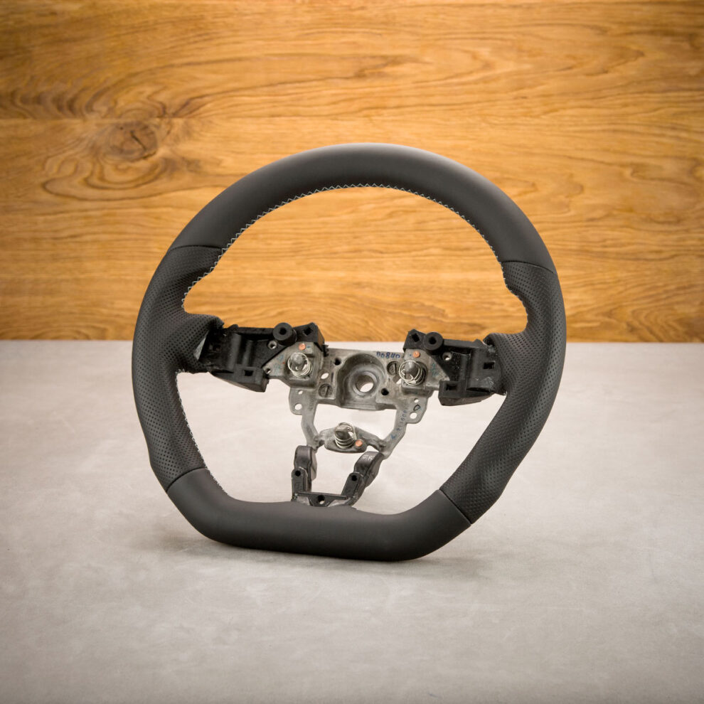 Modyfikacja i obszycie kierownicy Mazda MX-5