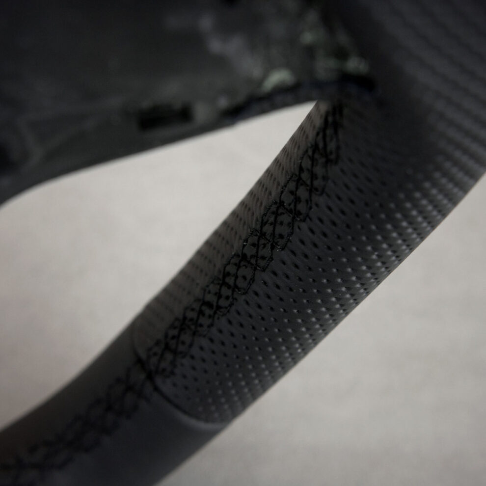 Modyfikacja i obszycie kierownicy Volkswagen Caddy IV