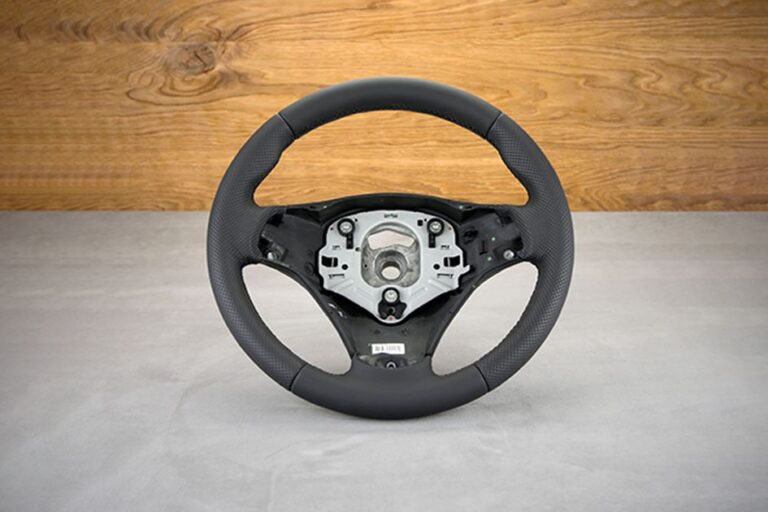 Obszycie kierownicy BMW E82