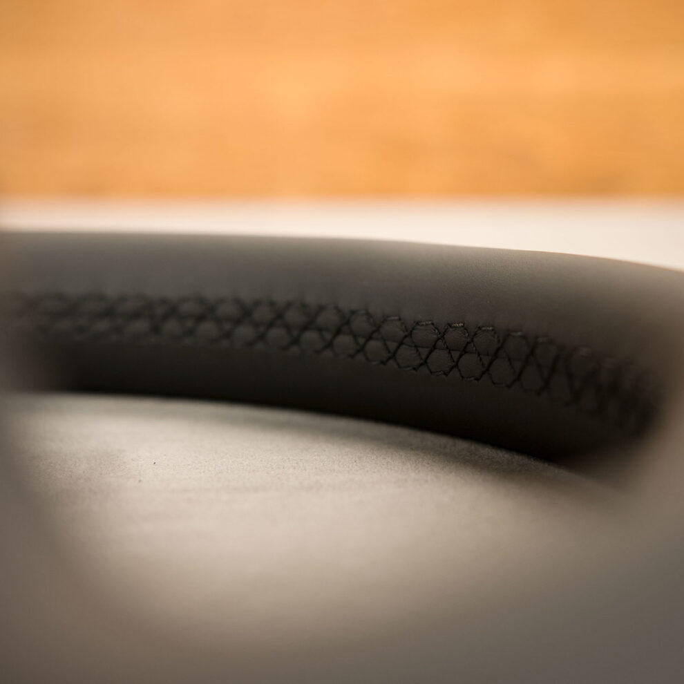 Obszycie kierownicy Volkswagen Caddy III