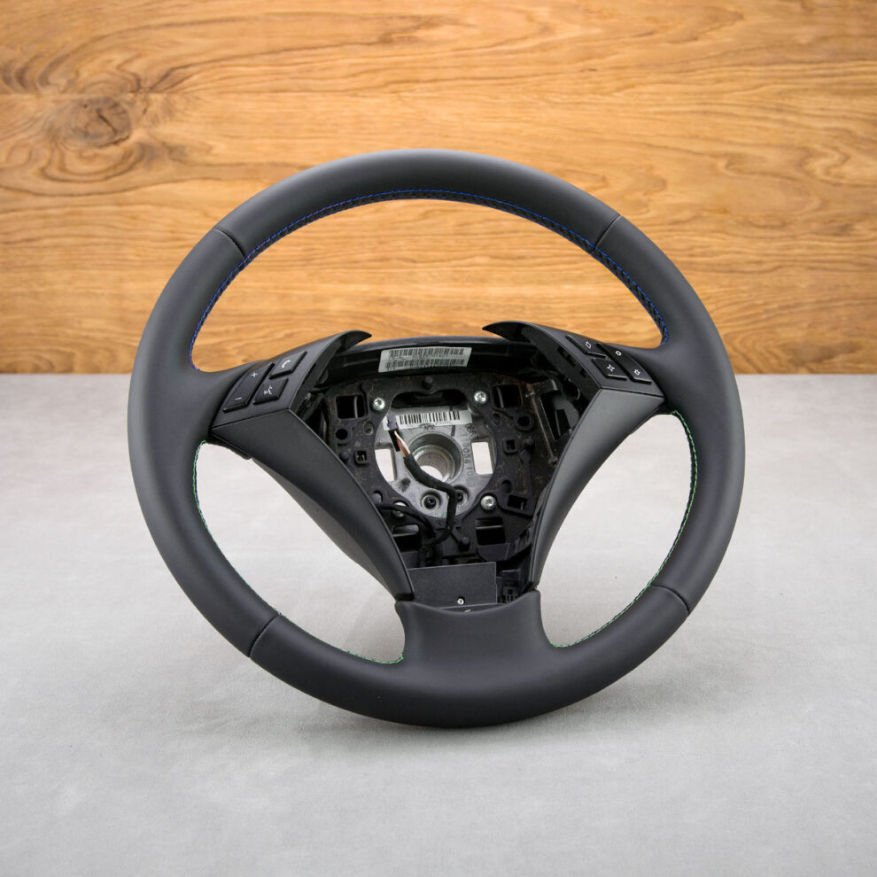 Obszycie kierownicy BMW E60