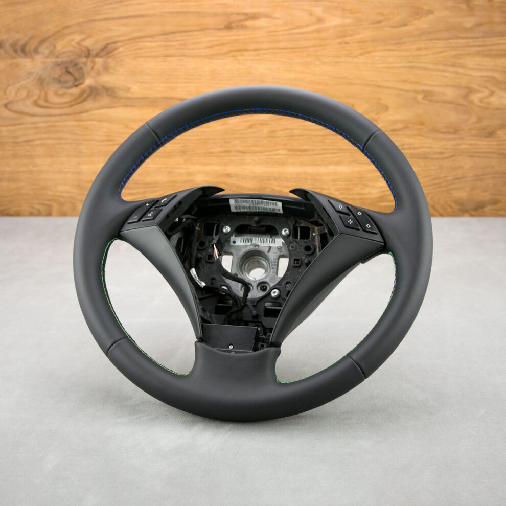 Obszycie kierownicy BMW E60