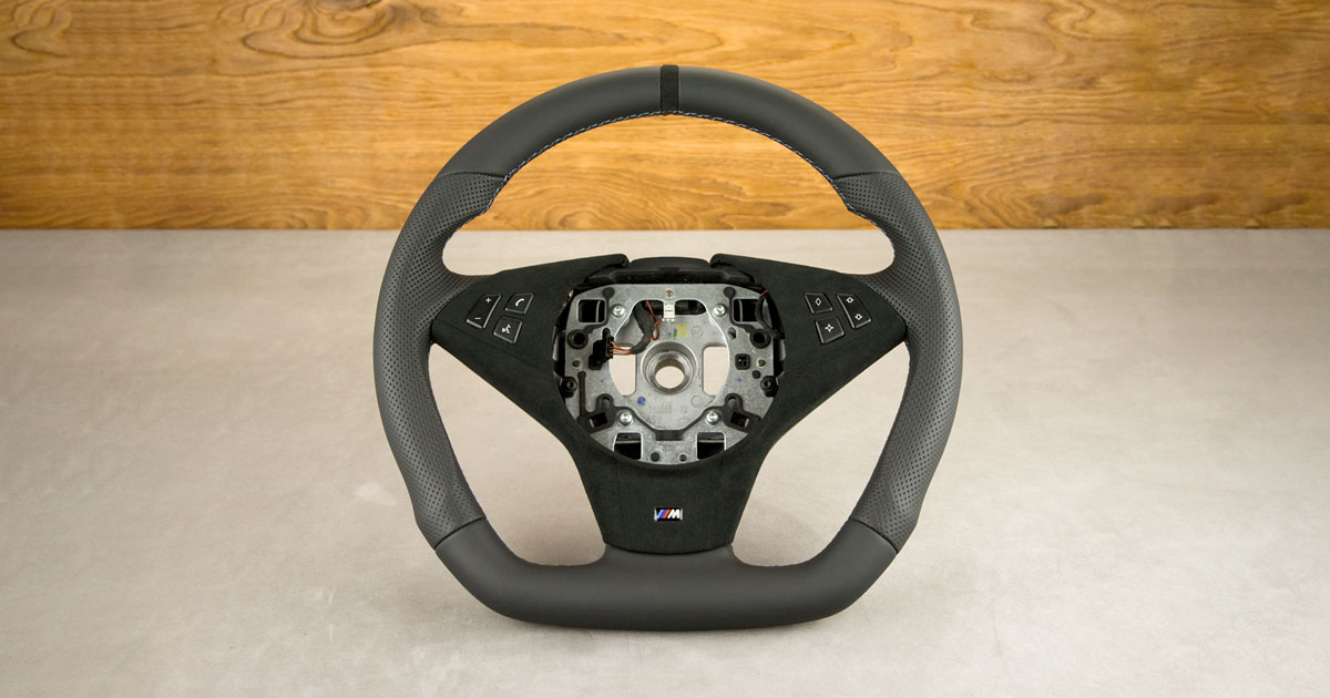 Modyfikacja i obszycie kierownicy BMW E83