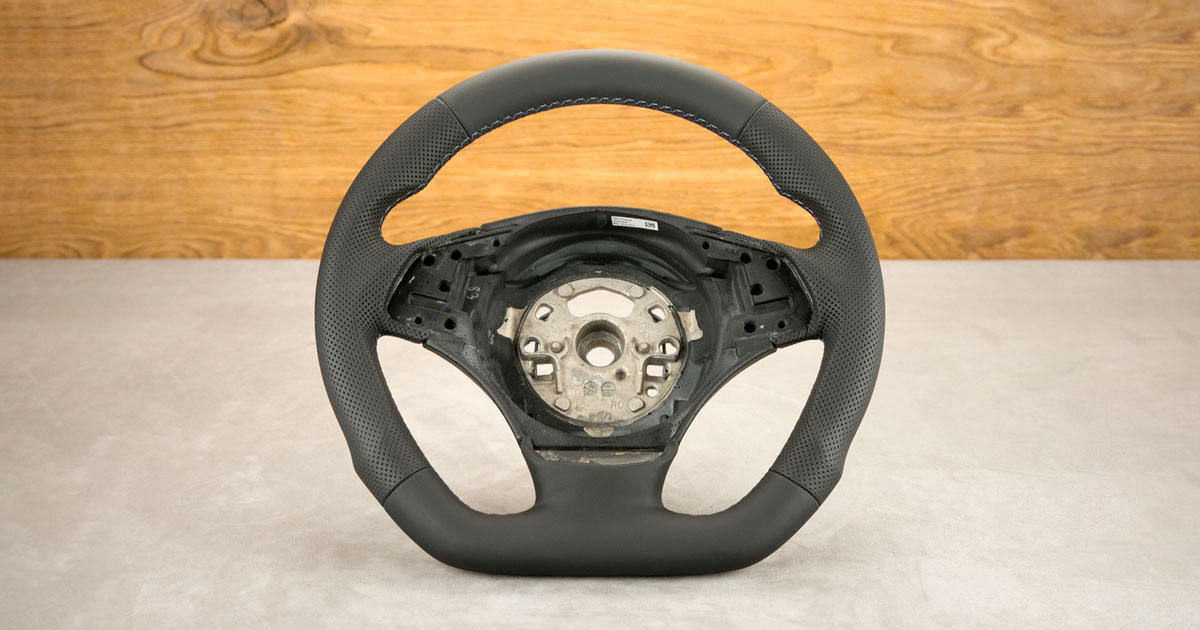 Modyfikacja i obszycie kierownicy BMW E90