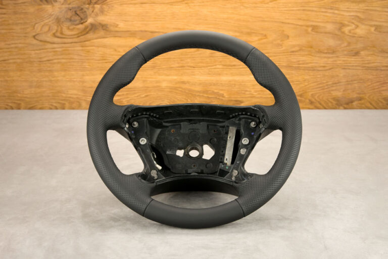 Modyfikacja i obszycie kierownicy Mercedes-Benz CLS W219