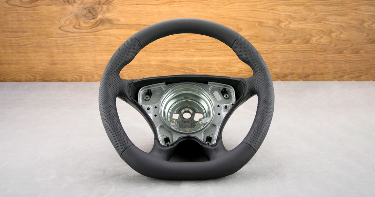 Modyfikacja i obszycie kierownicy Mercedes-Benz SL500 R129